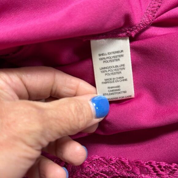 Love Fire Women’s Fuchsia Short Sleeve Lace Dress Size Large NEW - Picture 6 of 7